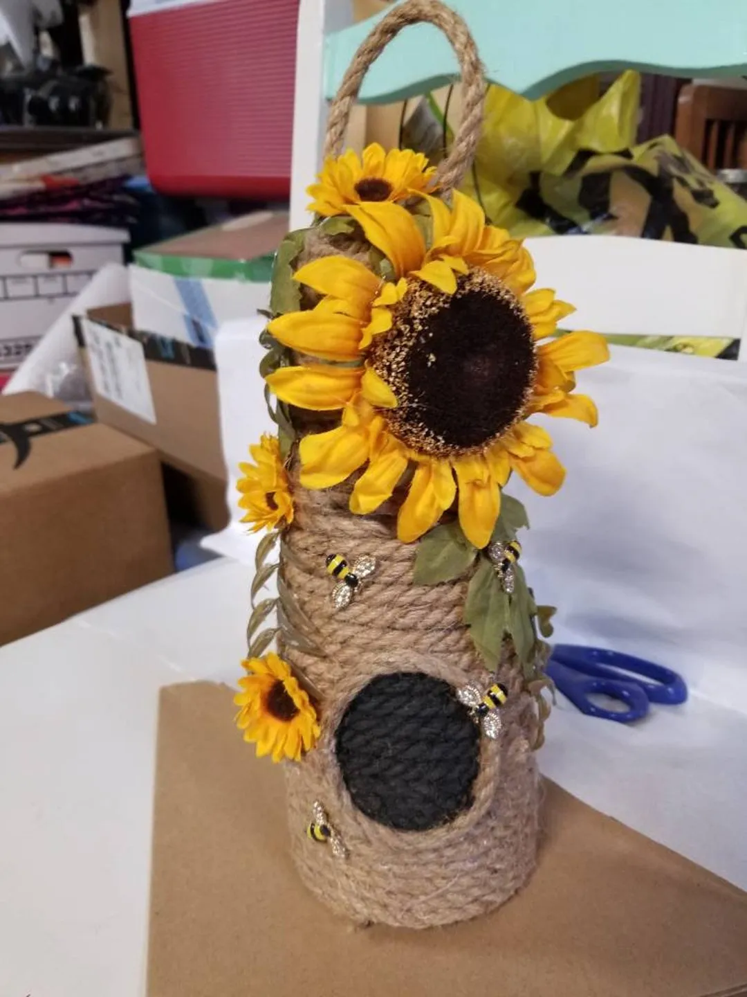 12356 bee hive tableware accessories