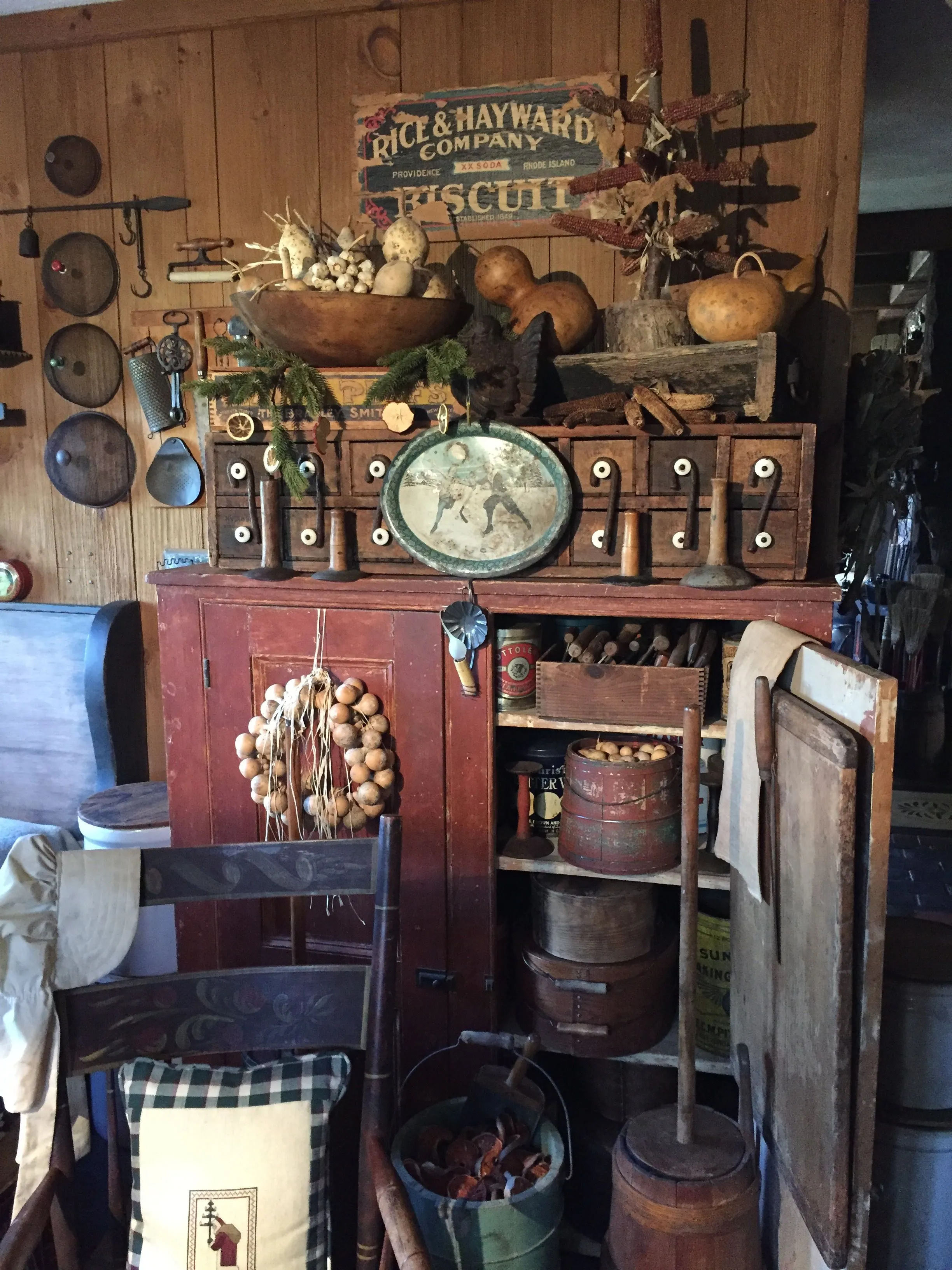 12394 farmhouse open shelving