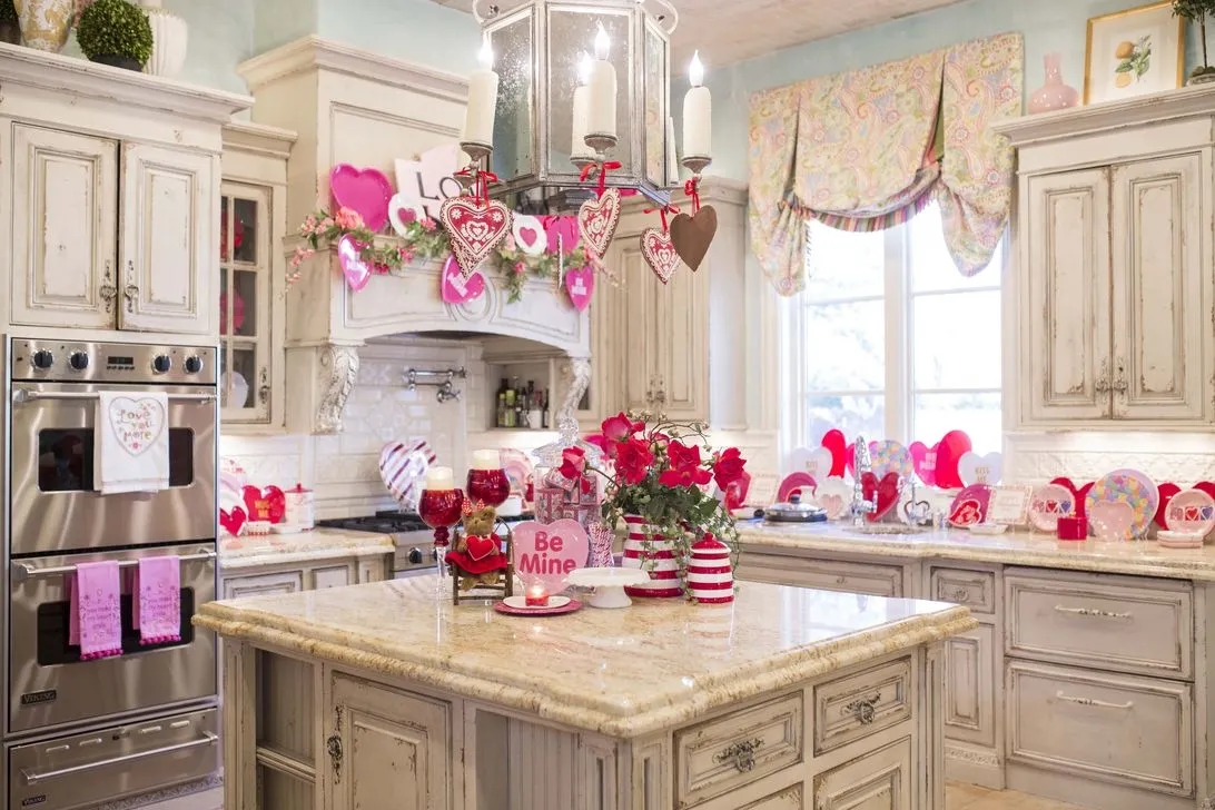 12420 red roses kitchen