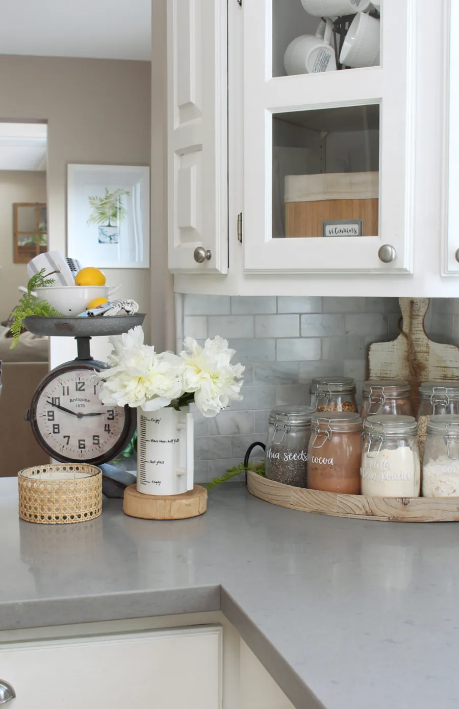 12460 green kitchen walls