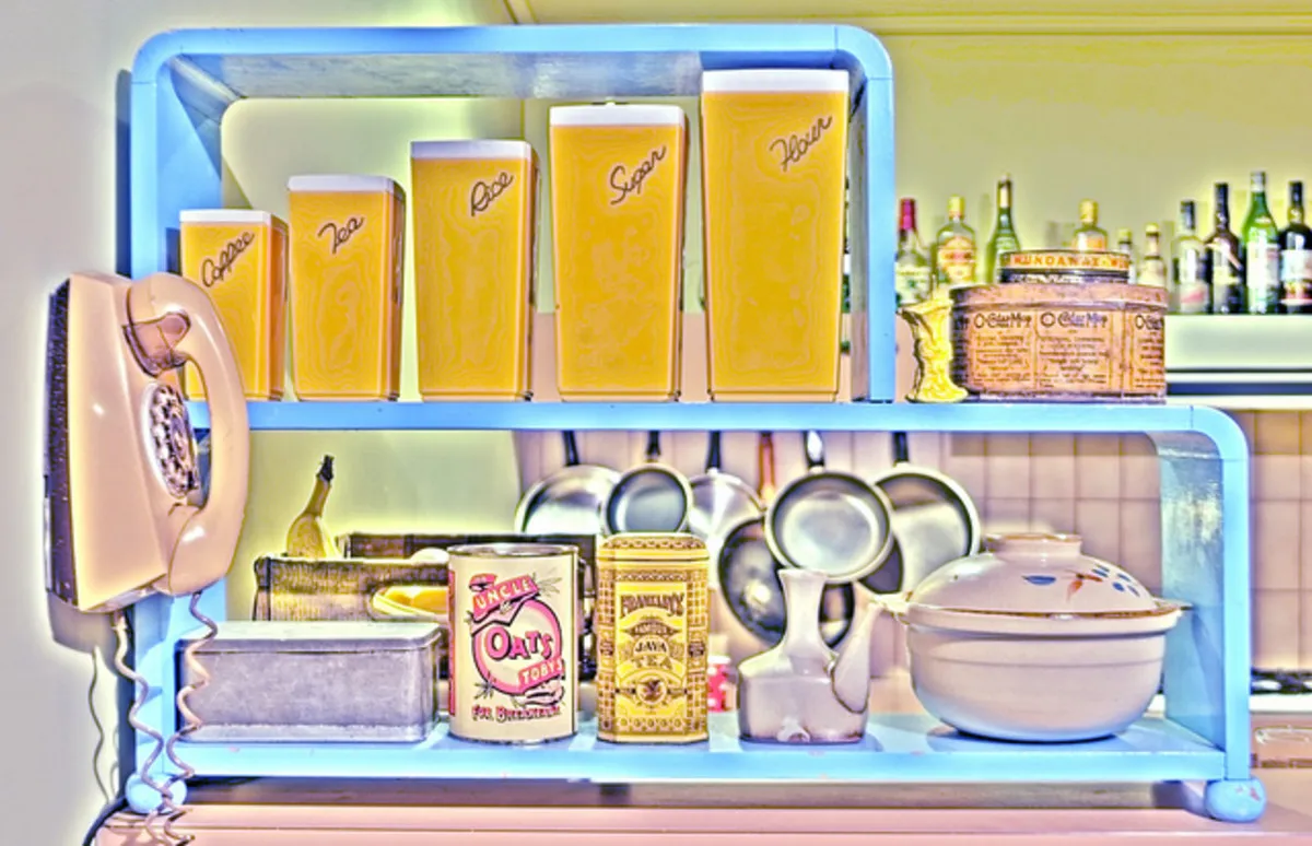 12469 retro kitchen image6