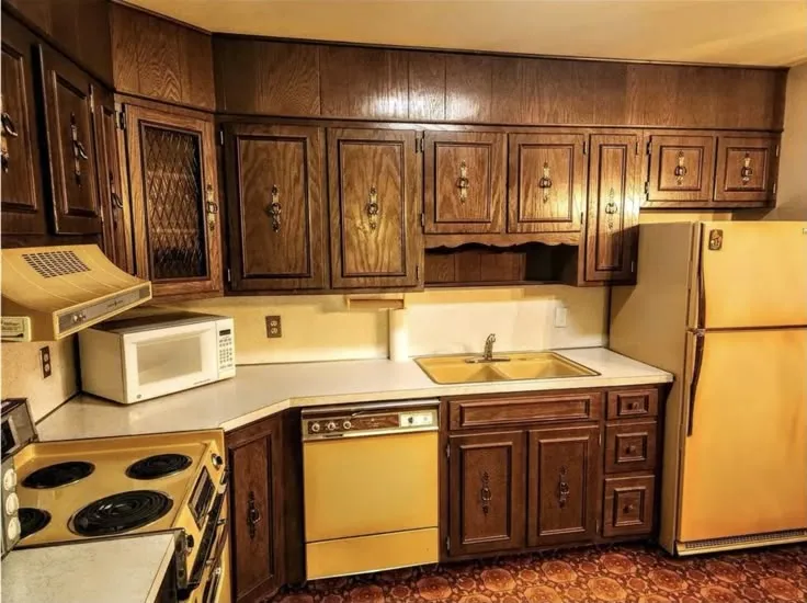 12575 70s kitchen color palette